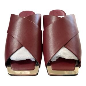 Katy Perry Slide Sandals Soft Nappa Leather
Cranberry Red Size 11 Women